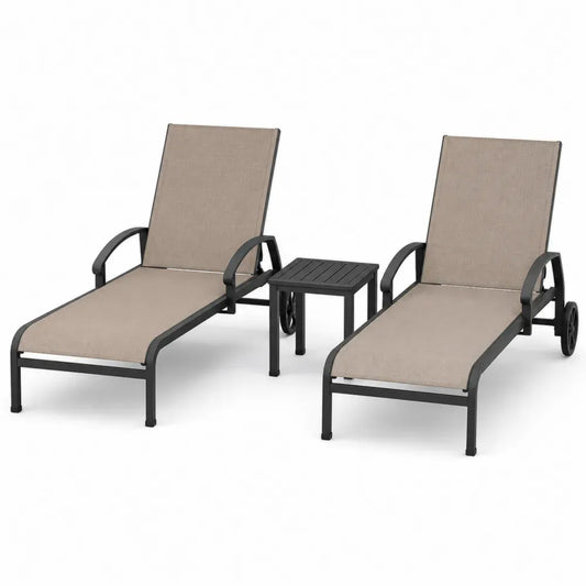 Gartenliegen Set 3 teilig mit 2 Sonnenliegen und Beistelltisch verstellbare Rückenlehne Rollen PP Kunststoff Polyestergewebe Taupegrau Beige Schwarz Liege 190 x 70 x 92 cm